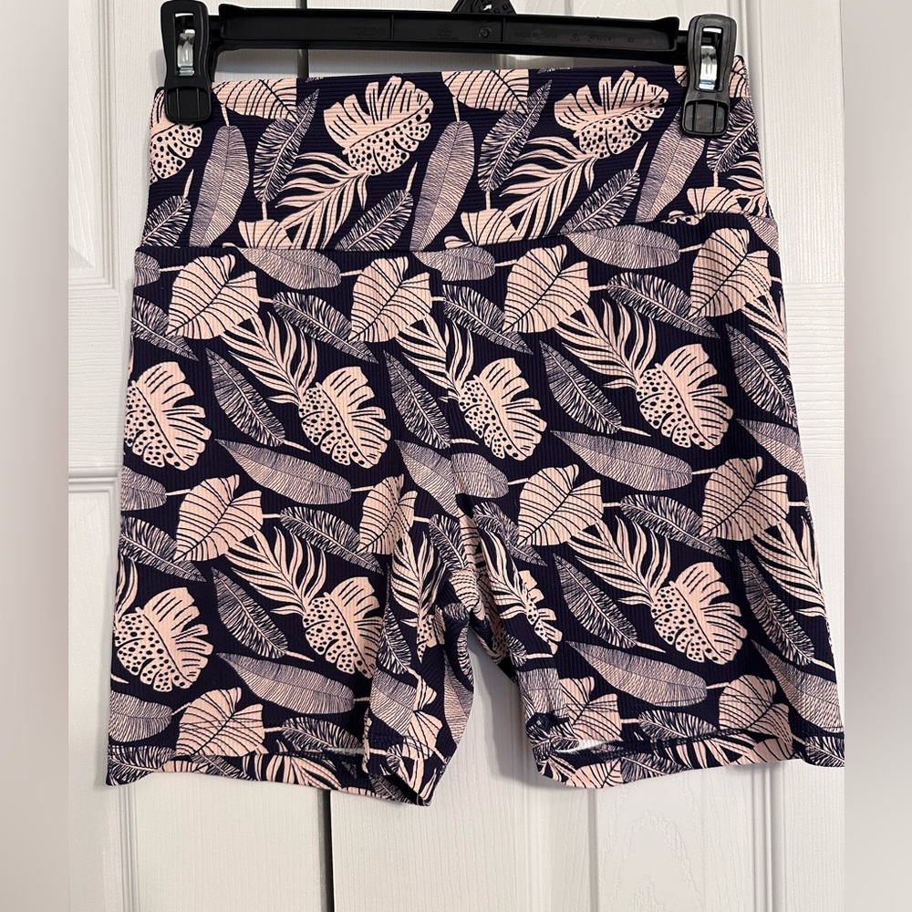 Shore - tropical Leaf Print Women's Bike Shorts. This is a very expensive brand